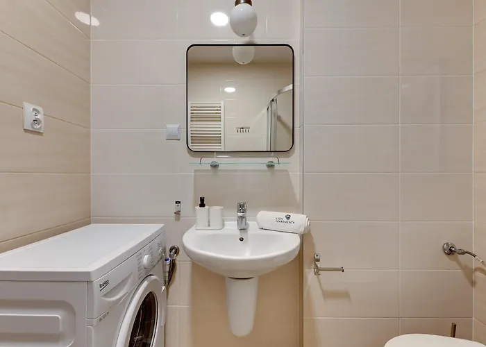 Apartment Palm With Terrace & Parking By Lion