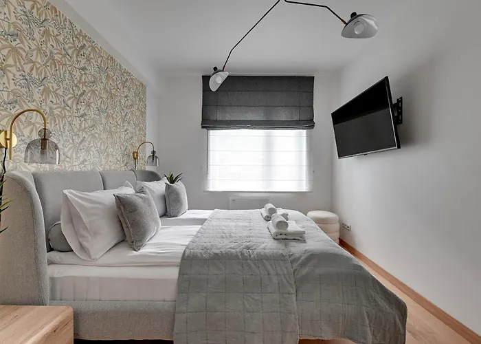 Apartment Palm With Terrace & Parking By Lion Sopot