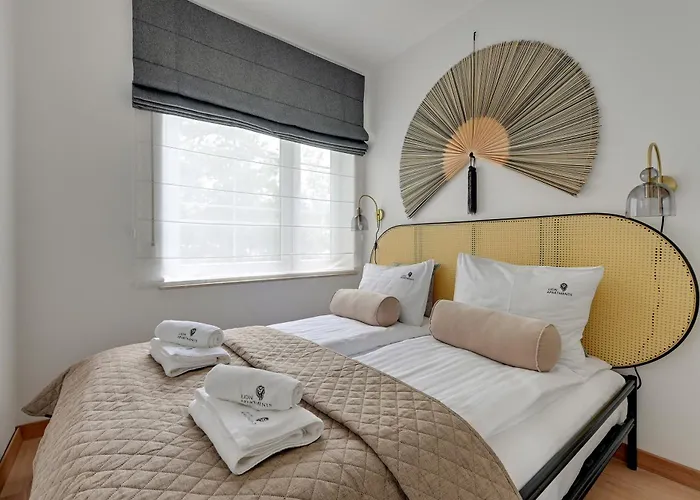 Palm With Terrace & Parking By Lion *